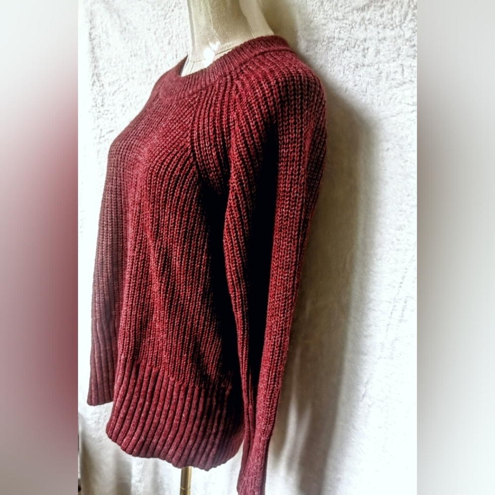 Universal Thread Burgundy Knit Drop Shoulder Bagg… - image 2